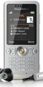   Sony Ericsson W302 white